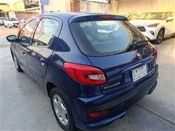 بيجو 207